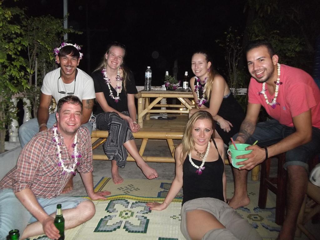 Sleep Tight Hostel At Koh Phangan Hatrin Kültér fotó