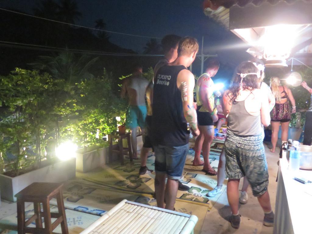 Sleep Tight Hostel At Koh Phangan Hatrin Kültér fotó